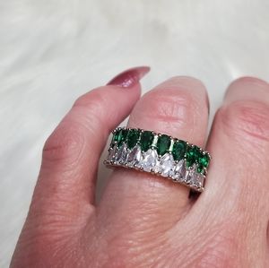 Cz & peridot Gemstone band ring